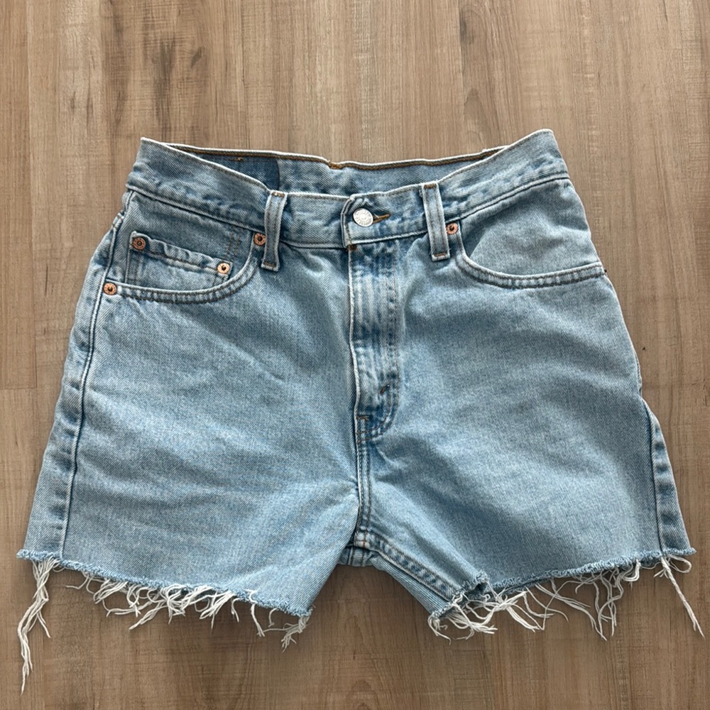 LEVI’S 505 SHORTS